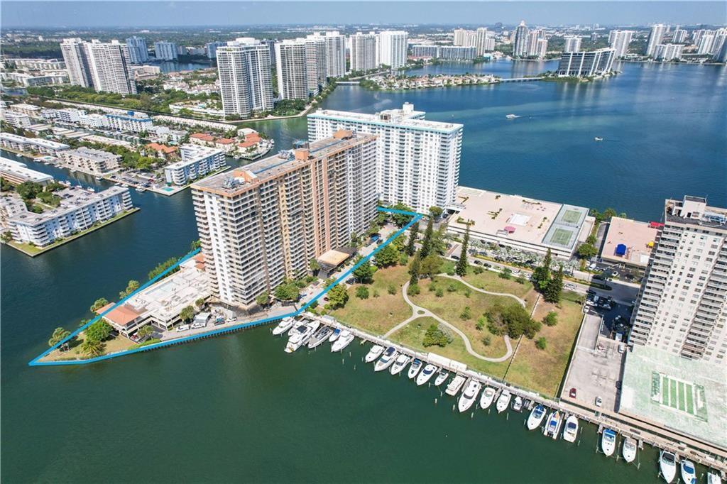 Winston Towers 700 Condo - Residential Lease