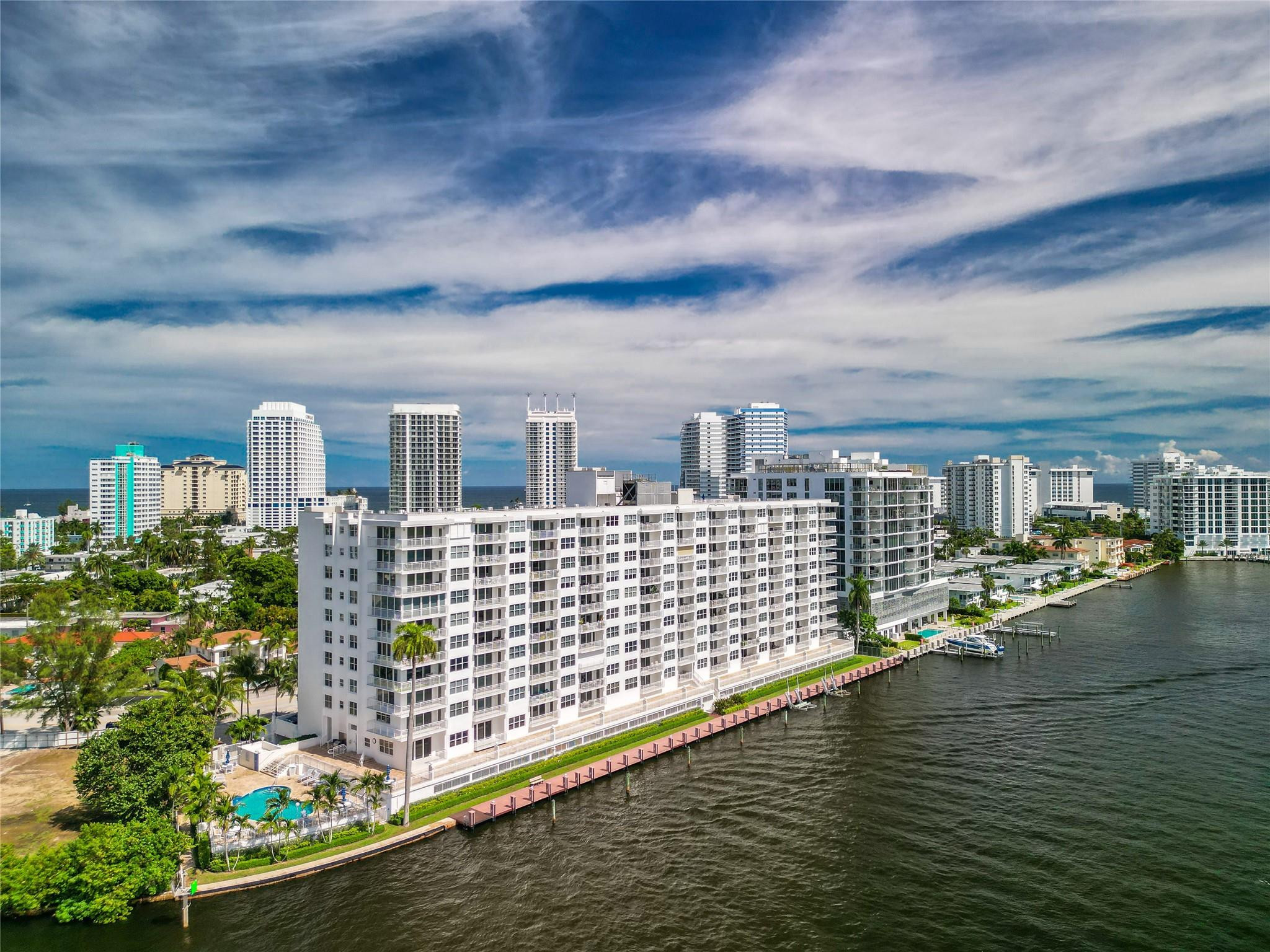 Bayshore Towers - Residential