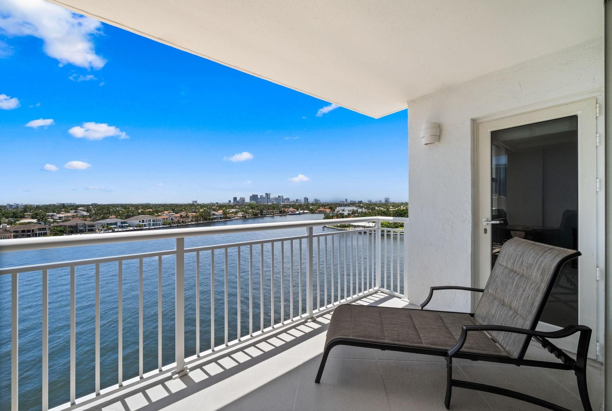 Bayshore Towers - Residential