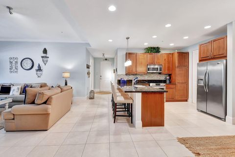 Condominium in Delray Beach FL 226 Latitude Circle Cir 12.jpg