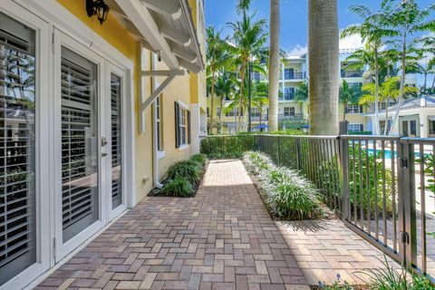 Condominium in Delray Beach FL 226 Latitude Circle Cir 23.jpg