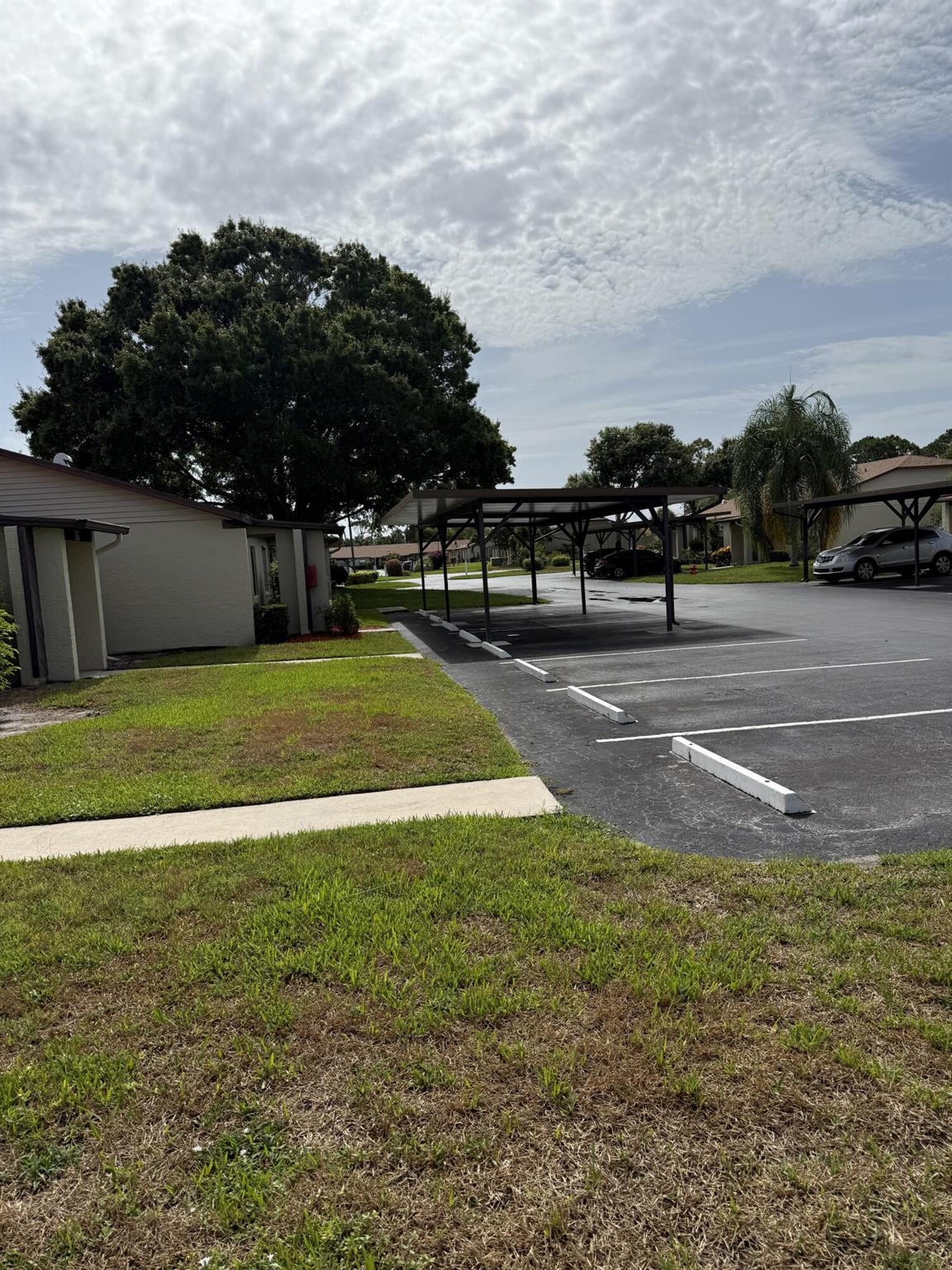 6006 Indrio Road 4, Fort Pierce, FL, 34950/$165,000 1 6006 Indrio Road 4