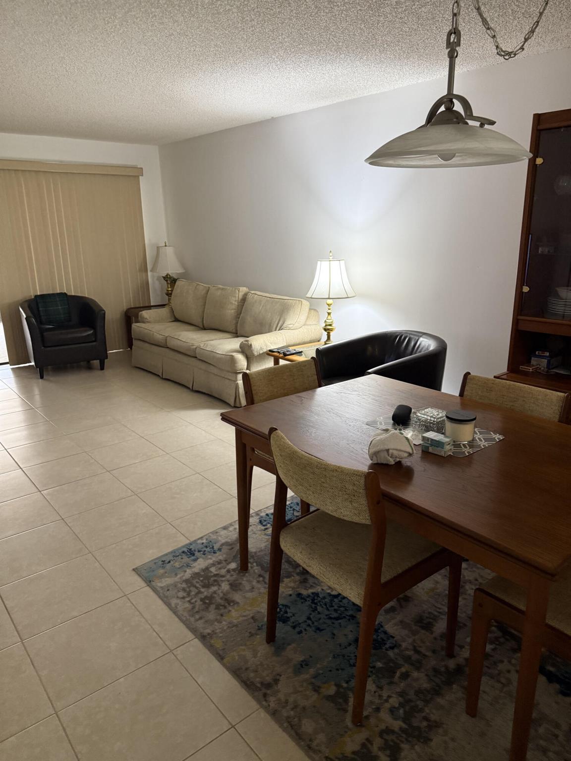 6006 Indrio Road 4, Fort Pierce, FL, 34950/$165,000 2 6006 Indrio Road 4