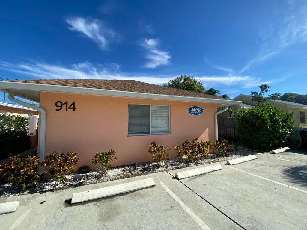 Photo of 914 N J Street #1, Lake Worth Beach, FL 33460 (MLS # R11046326)