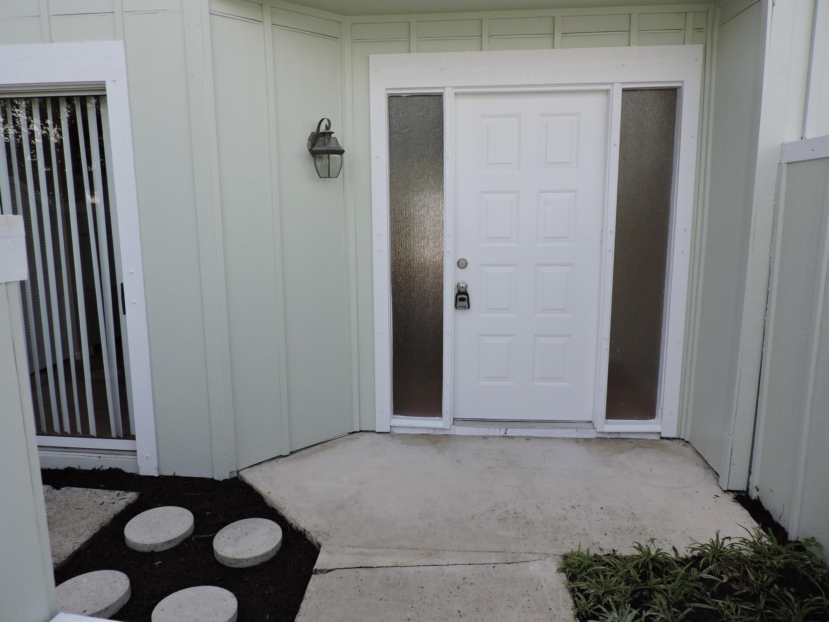 RIVERWALK 2 - Residential Lease