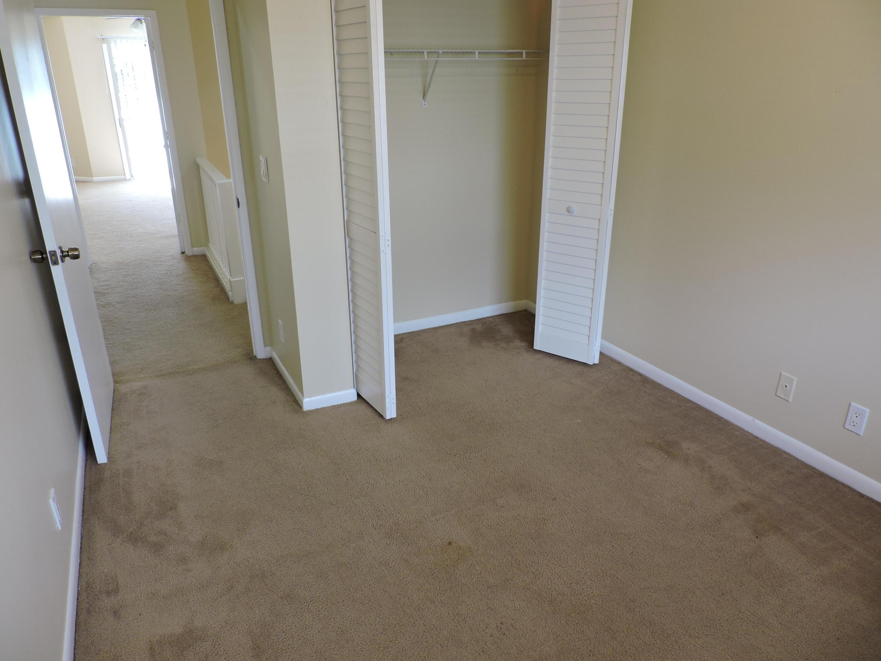 RIVERWALK 2 - Residential Lease
