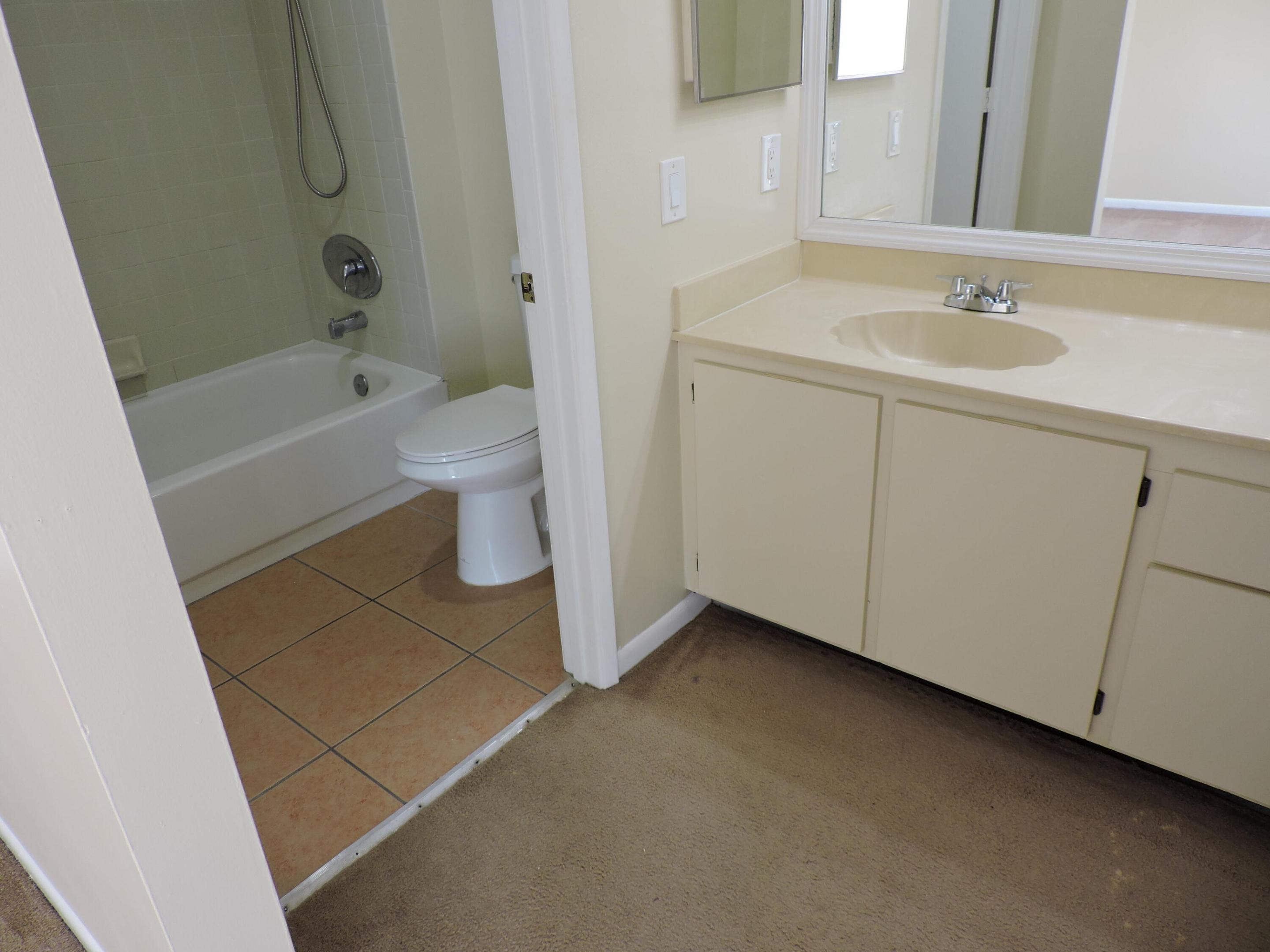 RIVERWALK 2 - Residential Lease