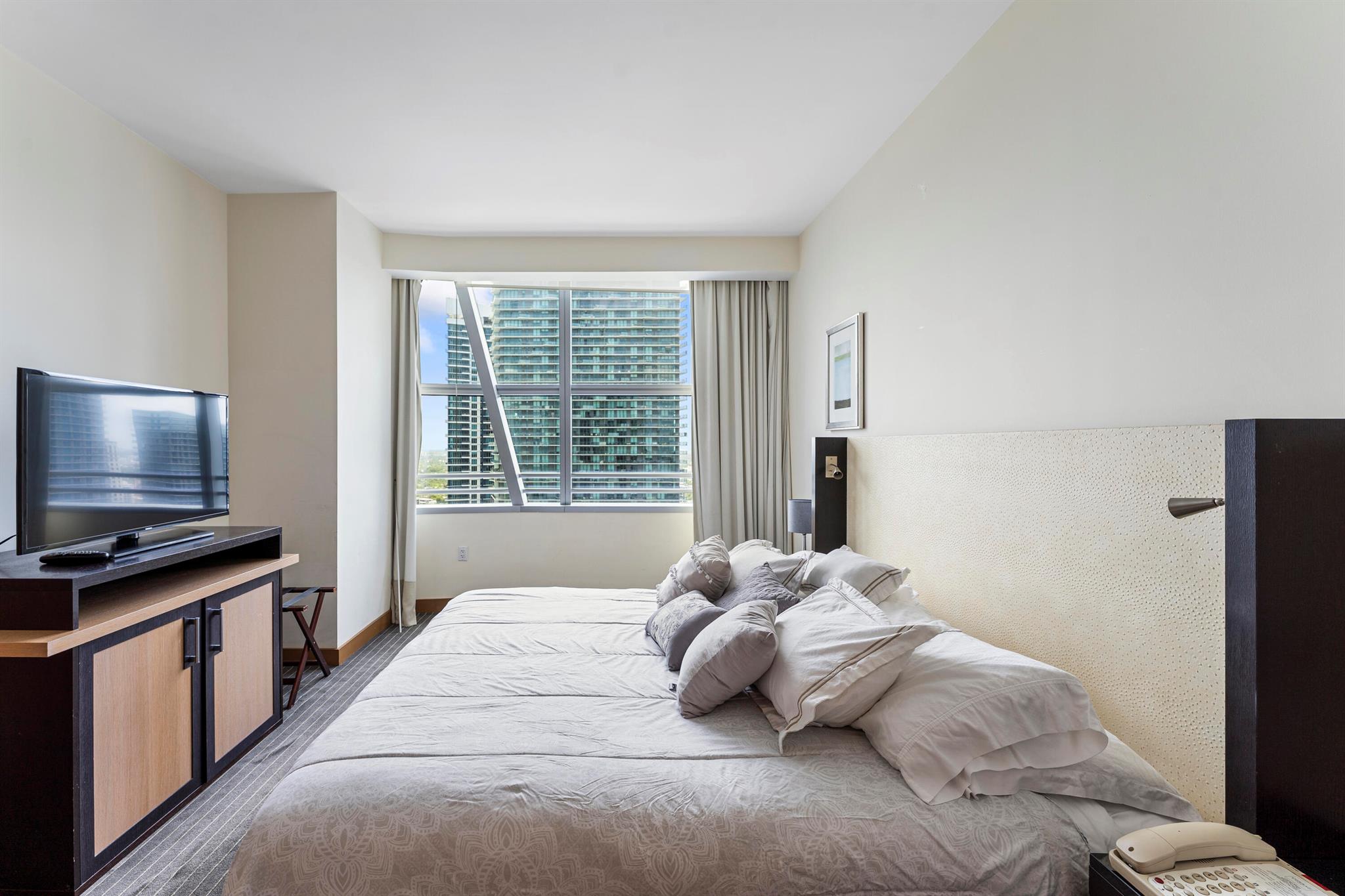 MAYFIELD CONDO - Residential