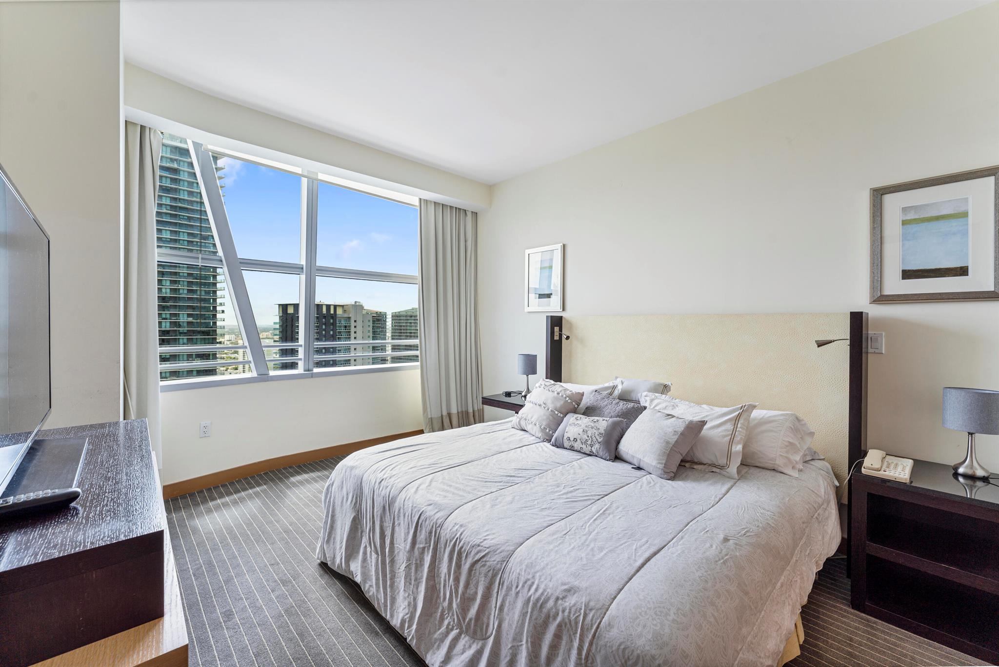 MAYFIELD CONDO - Residential