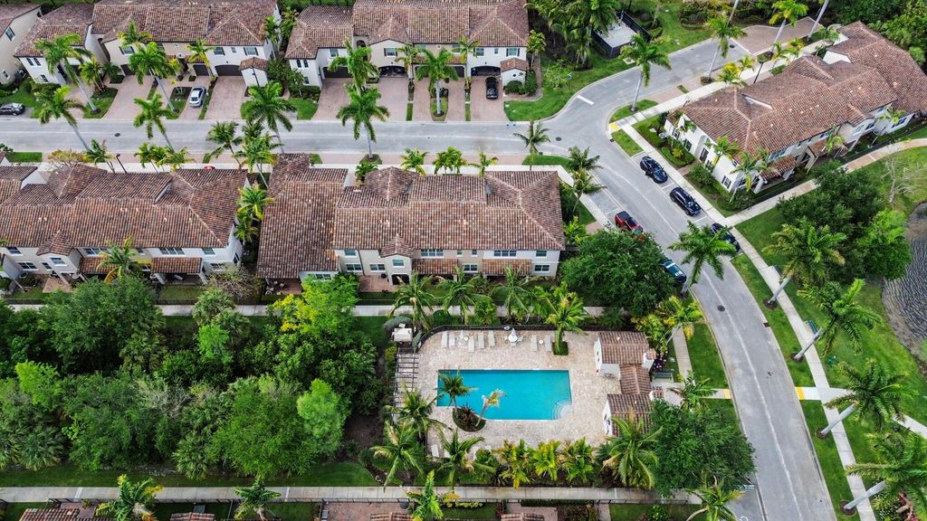 Photo of 4560 Mediterranean Circle, Palm Beach Gardens, FL 33418 (MLS # B26023158)