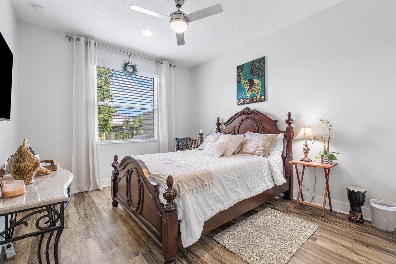 SUSSMAN AGR PUD NORTH PLA - Residential Lease