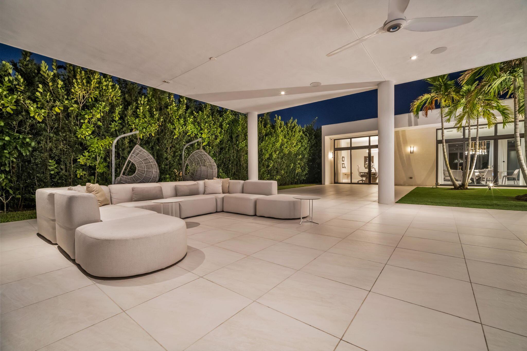 WESTON ESTATES - Residential