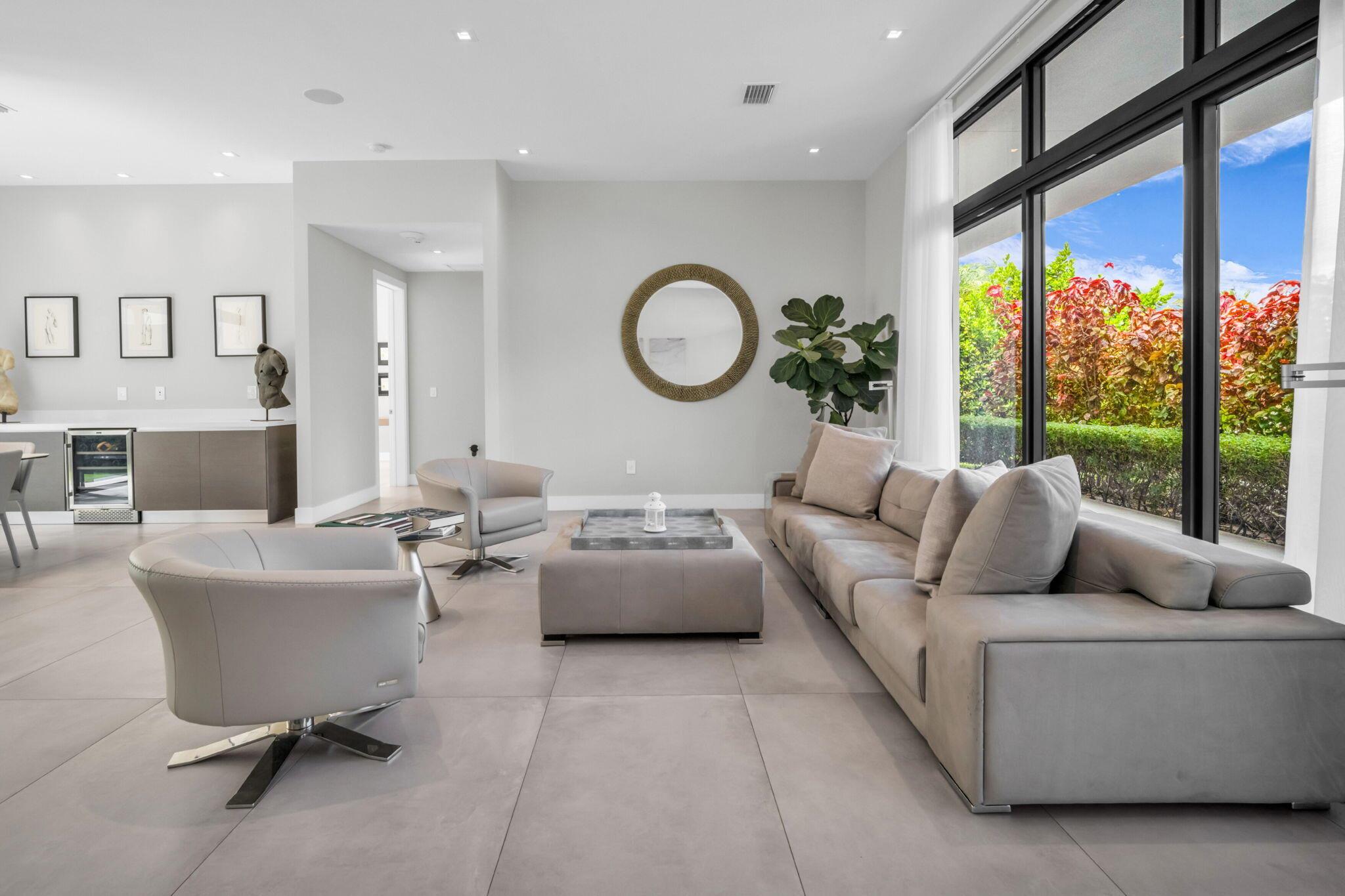 WESTON ESTATES - Residential