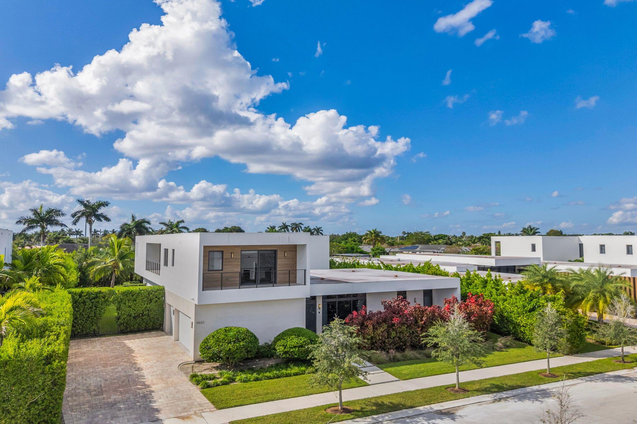 View photos, virtual tours, details... 16622 Botaniko Drive S