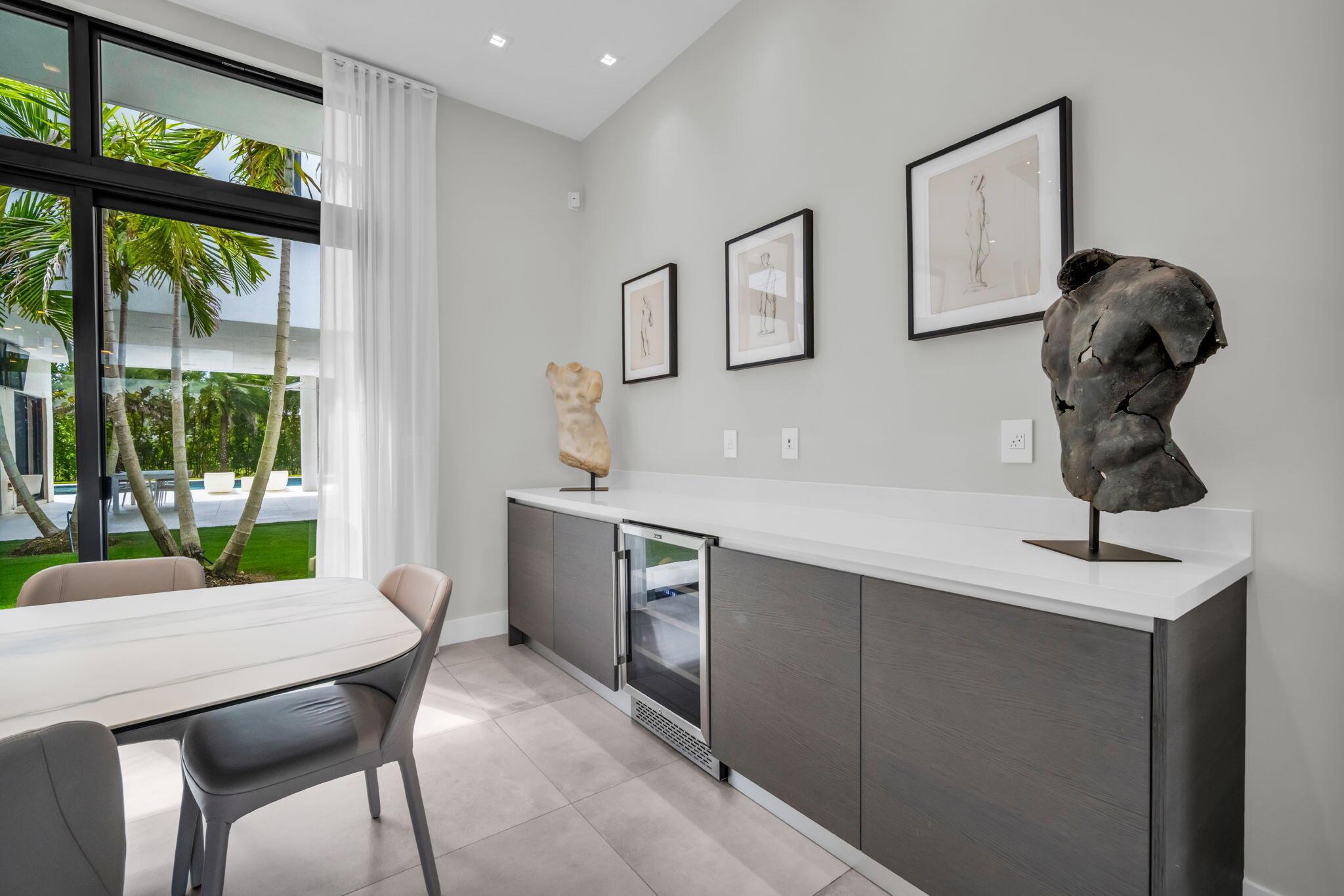 WESTON ESTATES - Residential