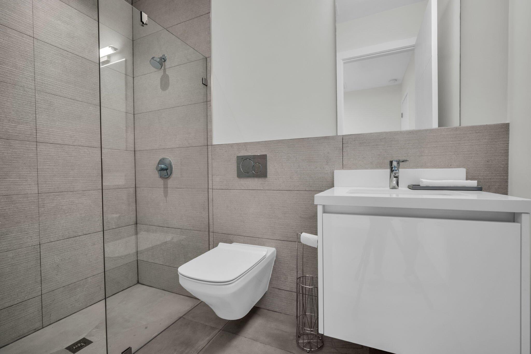 WESTON ESTATES - Residential