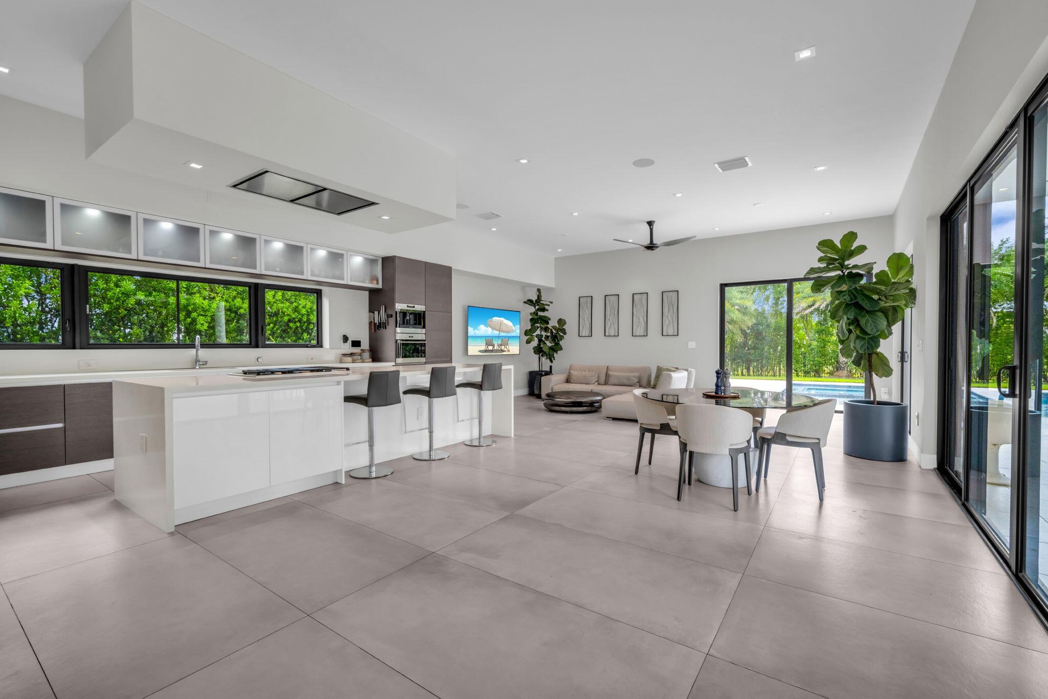 WESTON ESTATES - Residential