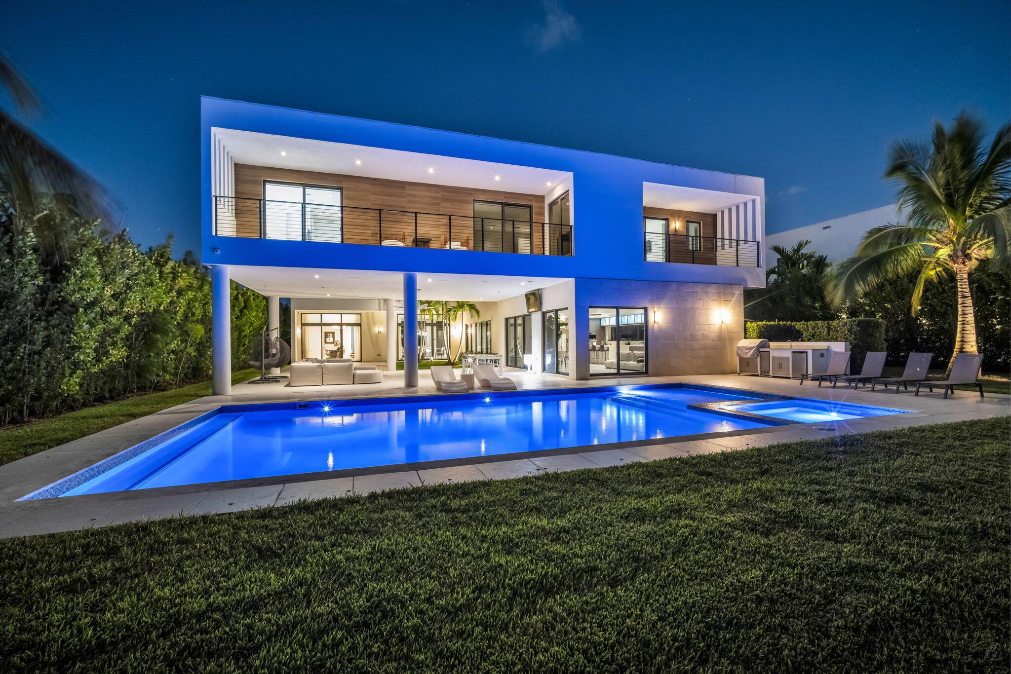 WESTON ESTATES - Residential