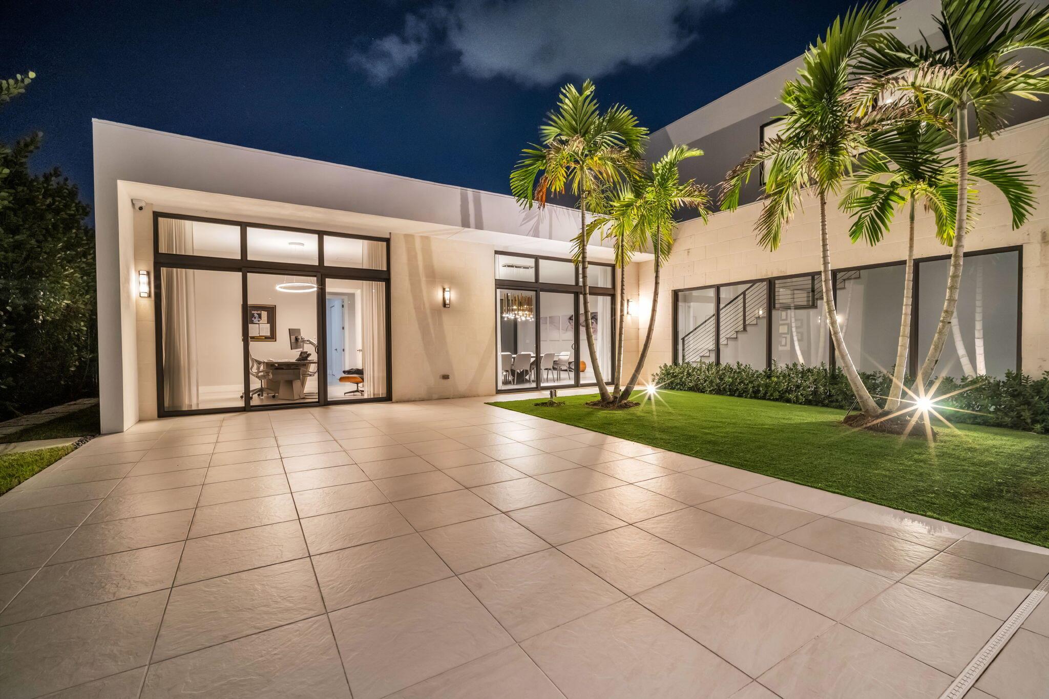 WESTON ESTATES - Residential