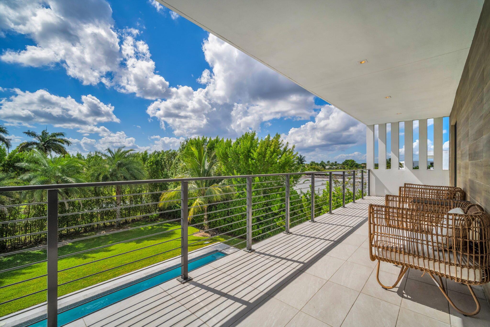 WESTON ESTATES - Residential