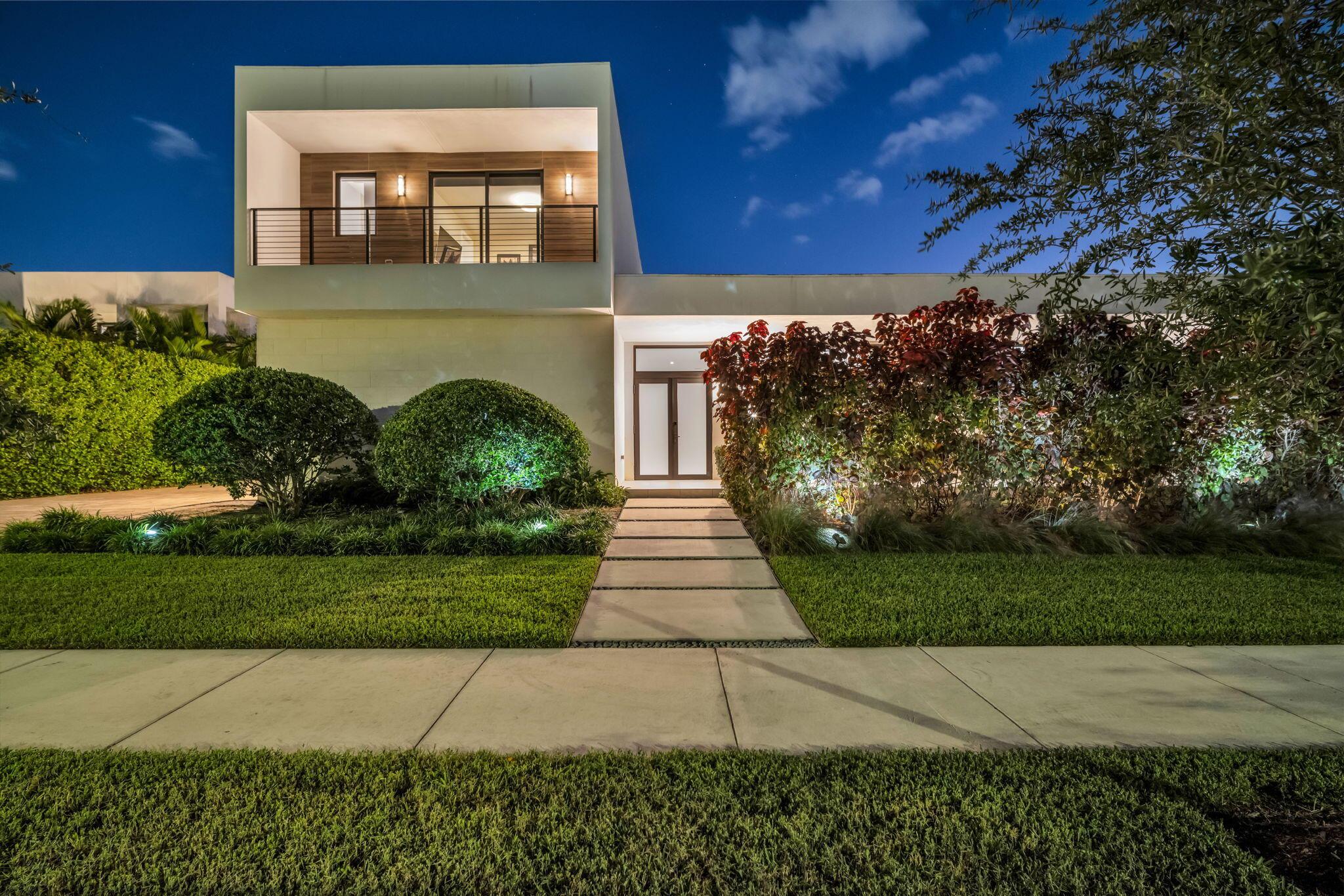 WESTON ESTATES - Residential