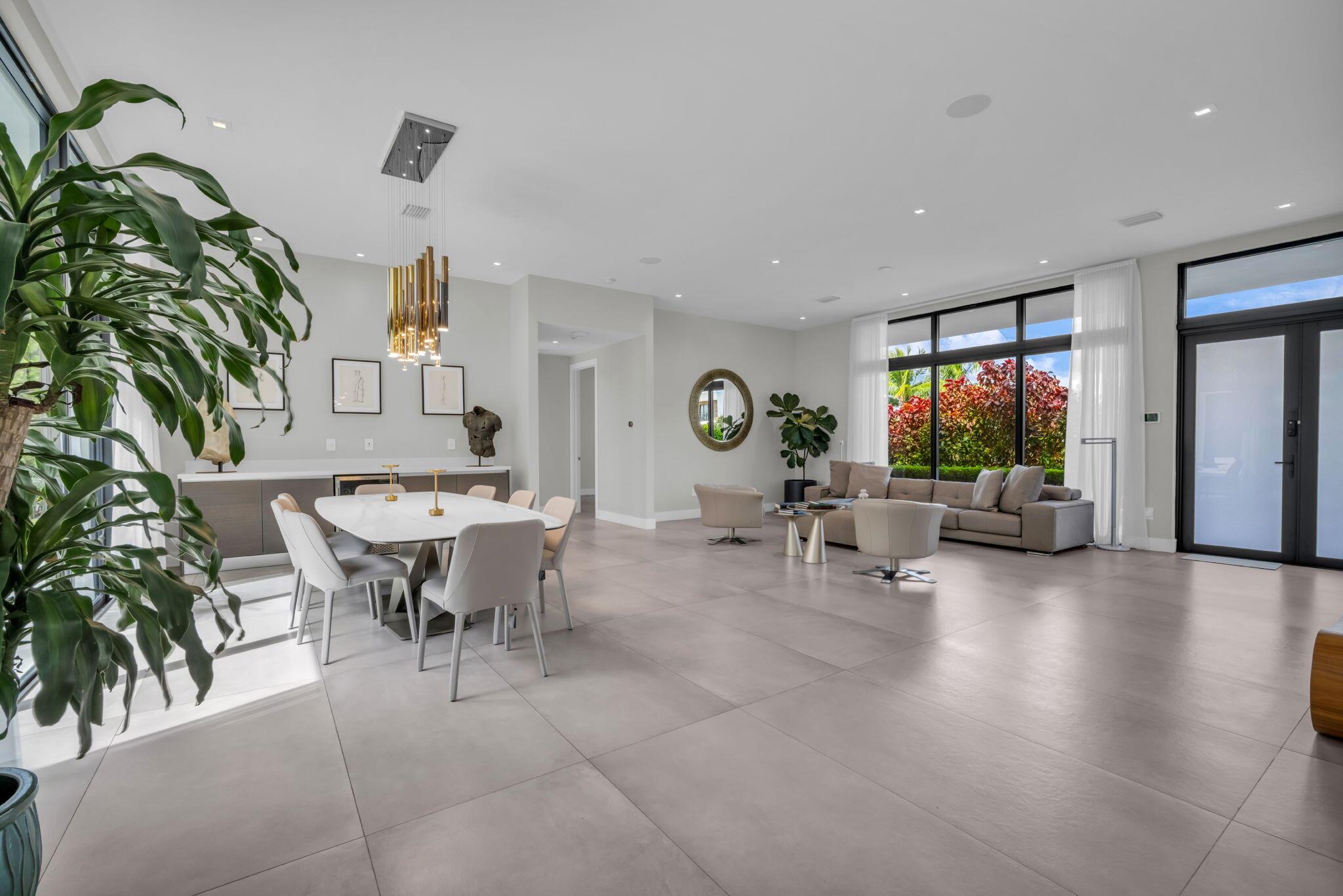 WESTON ESTATES - Residential