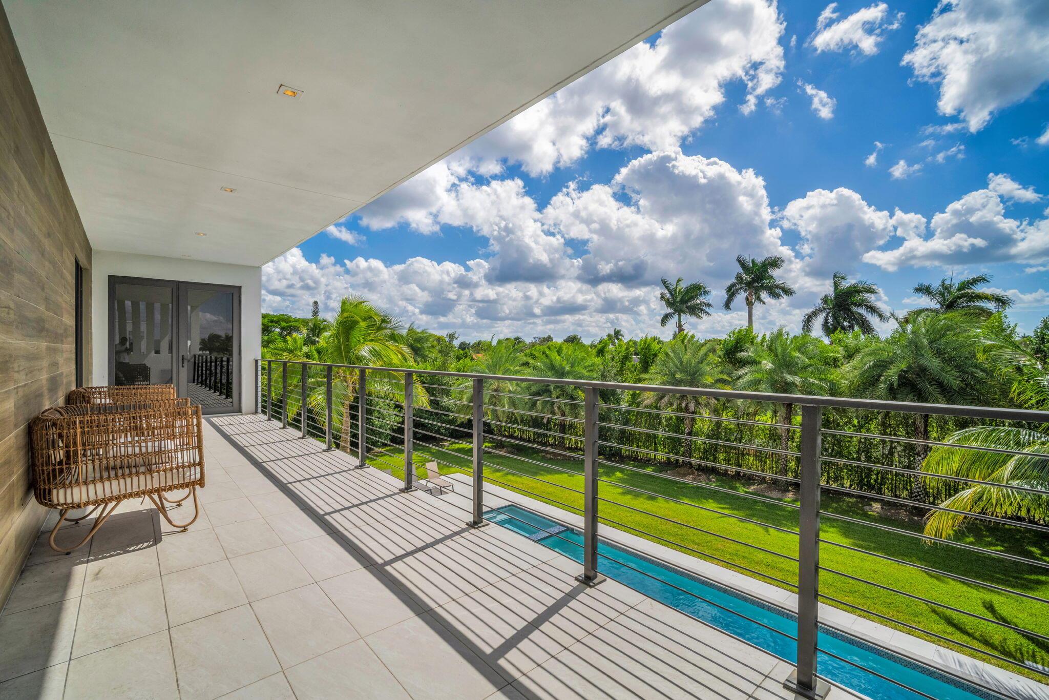 WESTON ESTATES - Residential