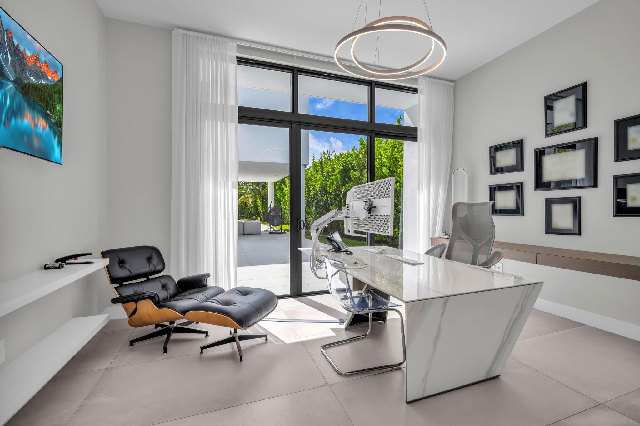 WESTON ESTATES - Residential