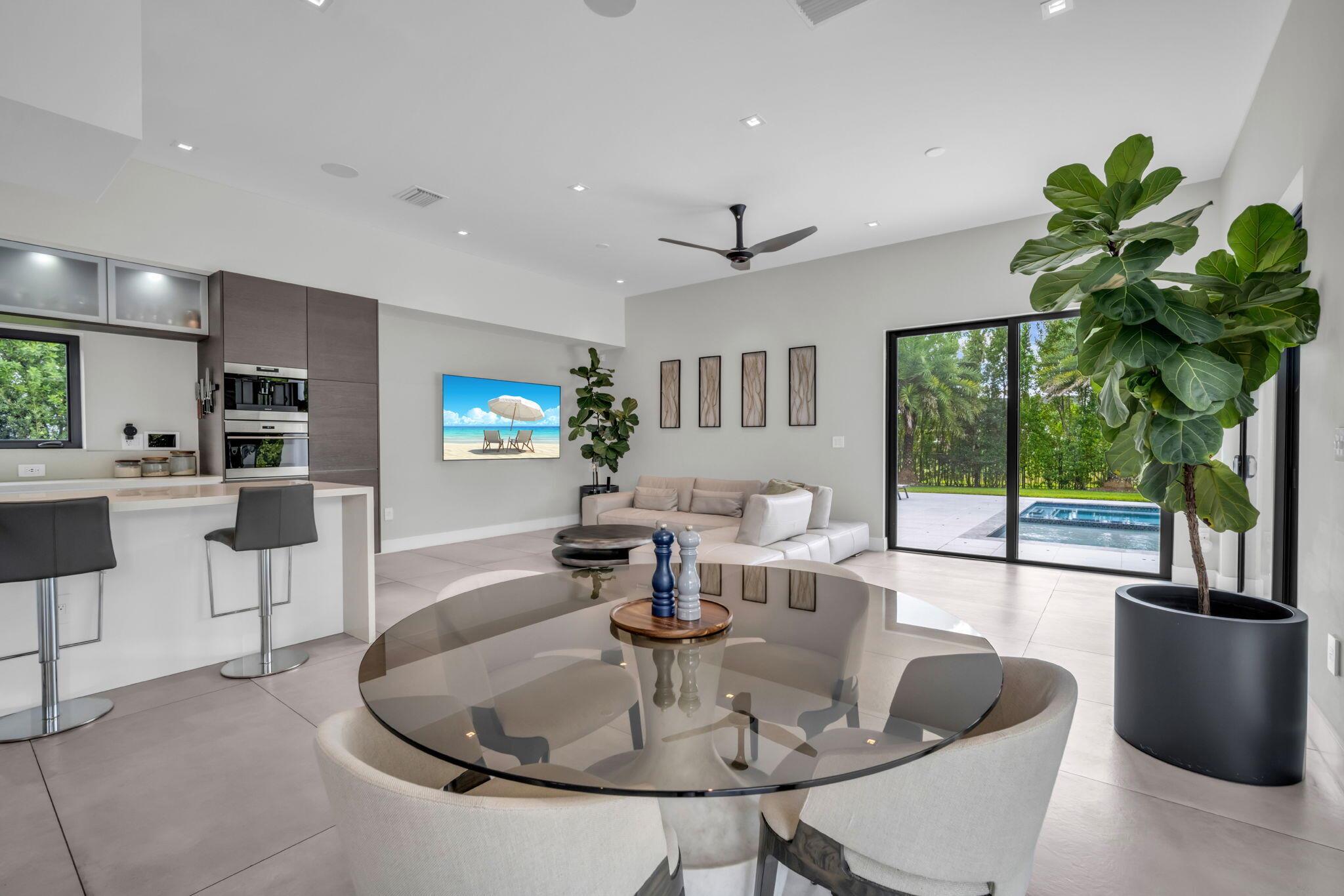 WESTON ESTATES - Residential