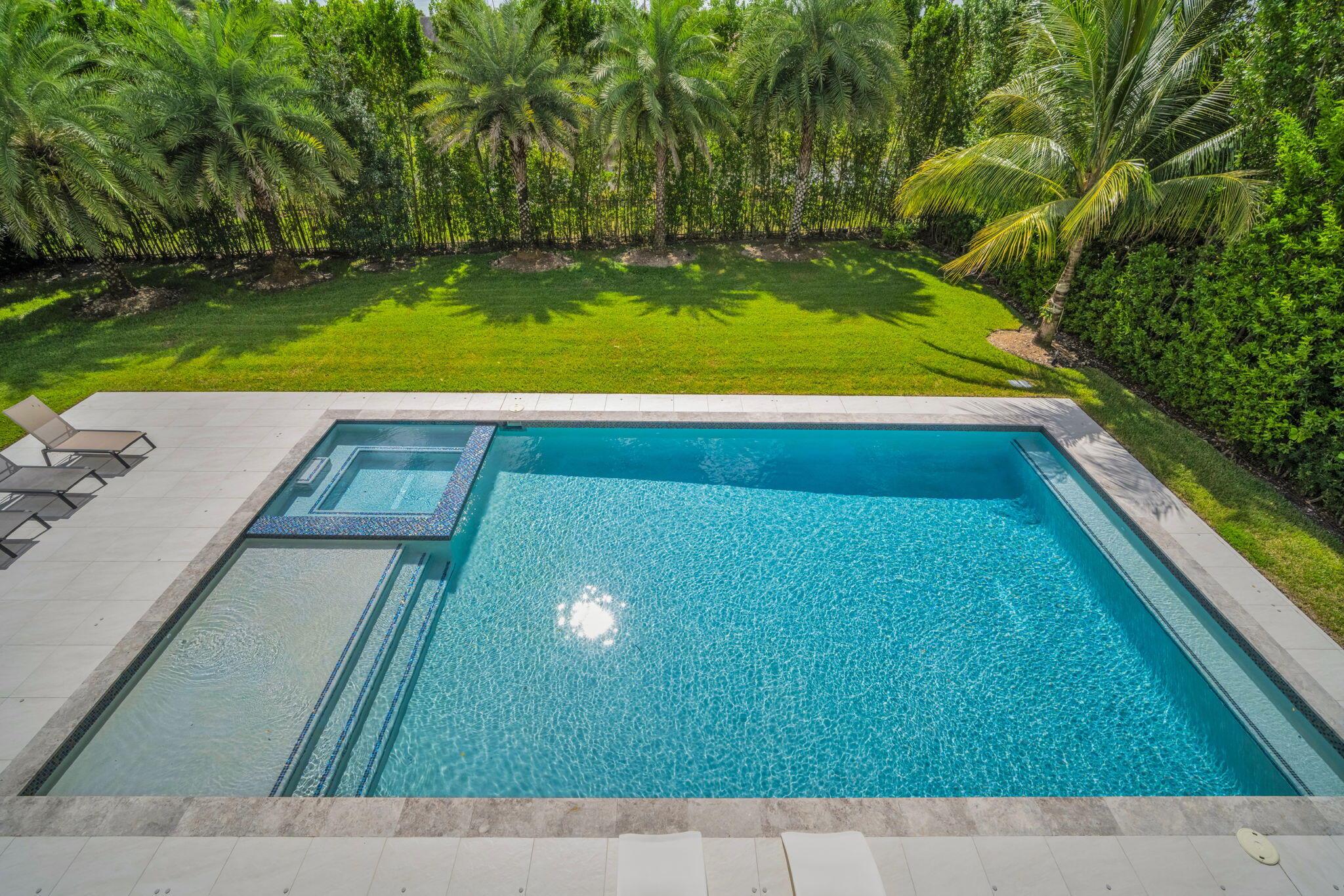 WESTON ESTATES - Residential