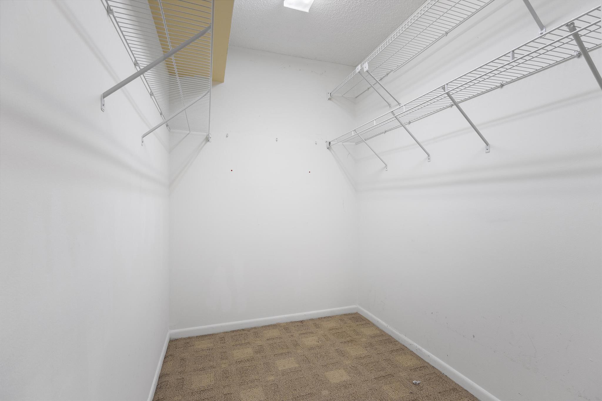 BRAEMAR ISLE CONDO - Residential Lease