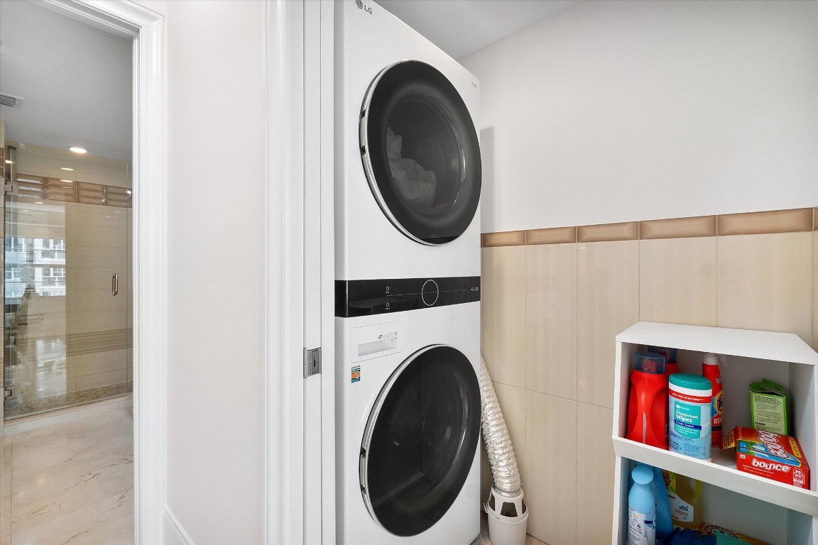 Regency Towers South - Residential