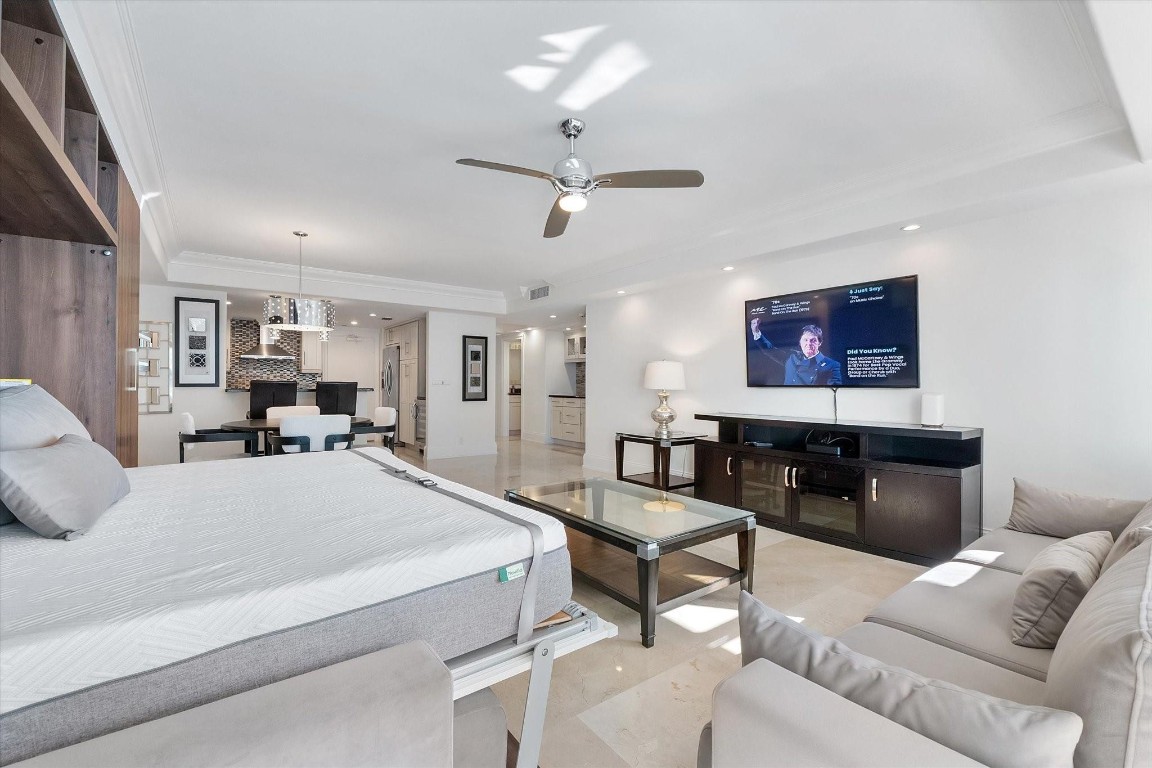 Regency Towers South - Residential