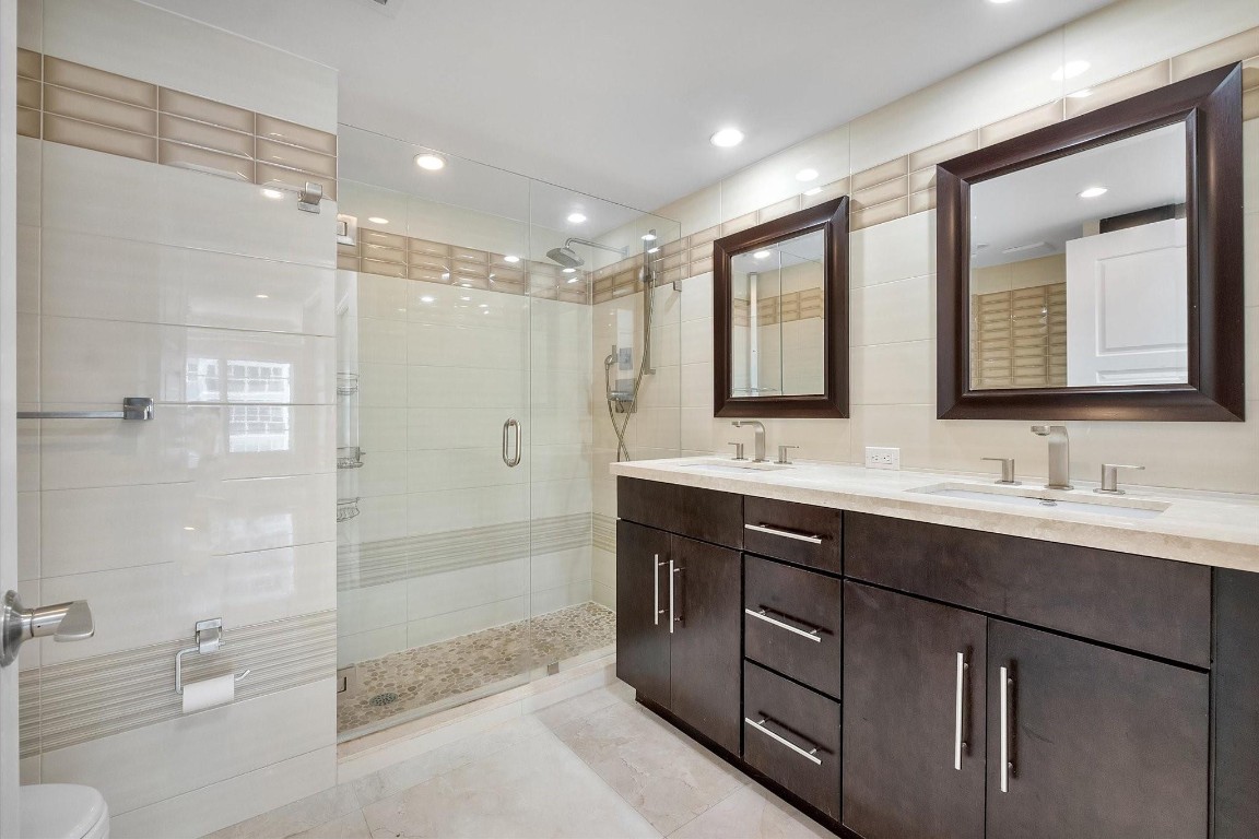 Regency Towers South - Residential