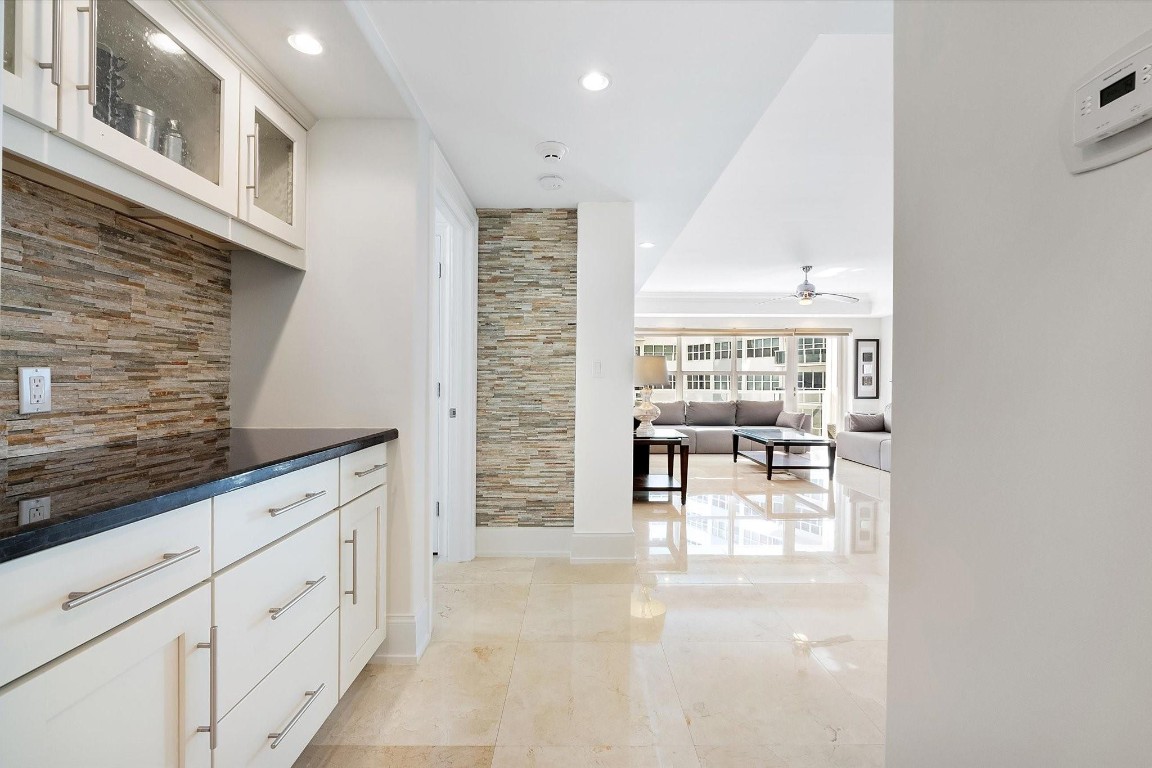 Regency Towers South - Residential