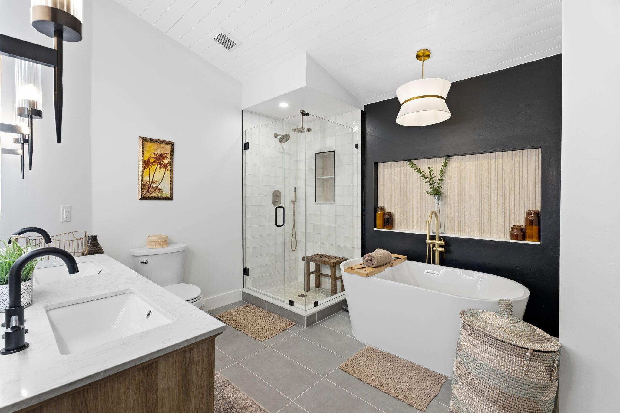 RUSTIC HILLS - Residential