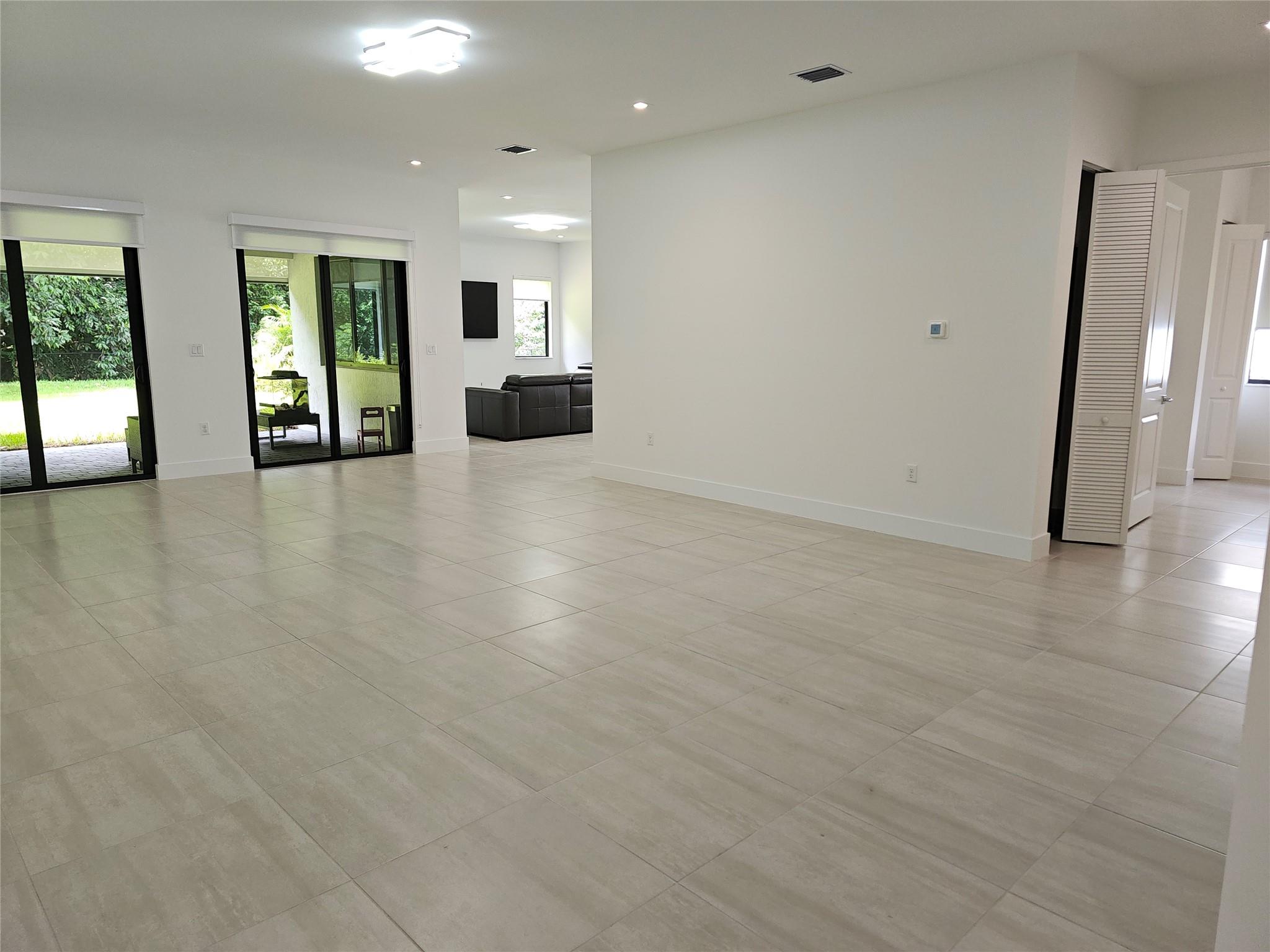 Kingfisher Reserve 183-56 - Residential Lease