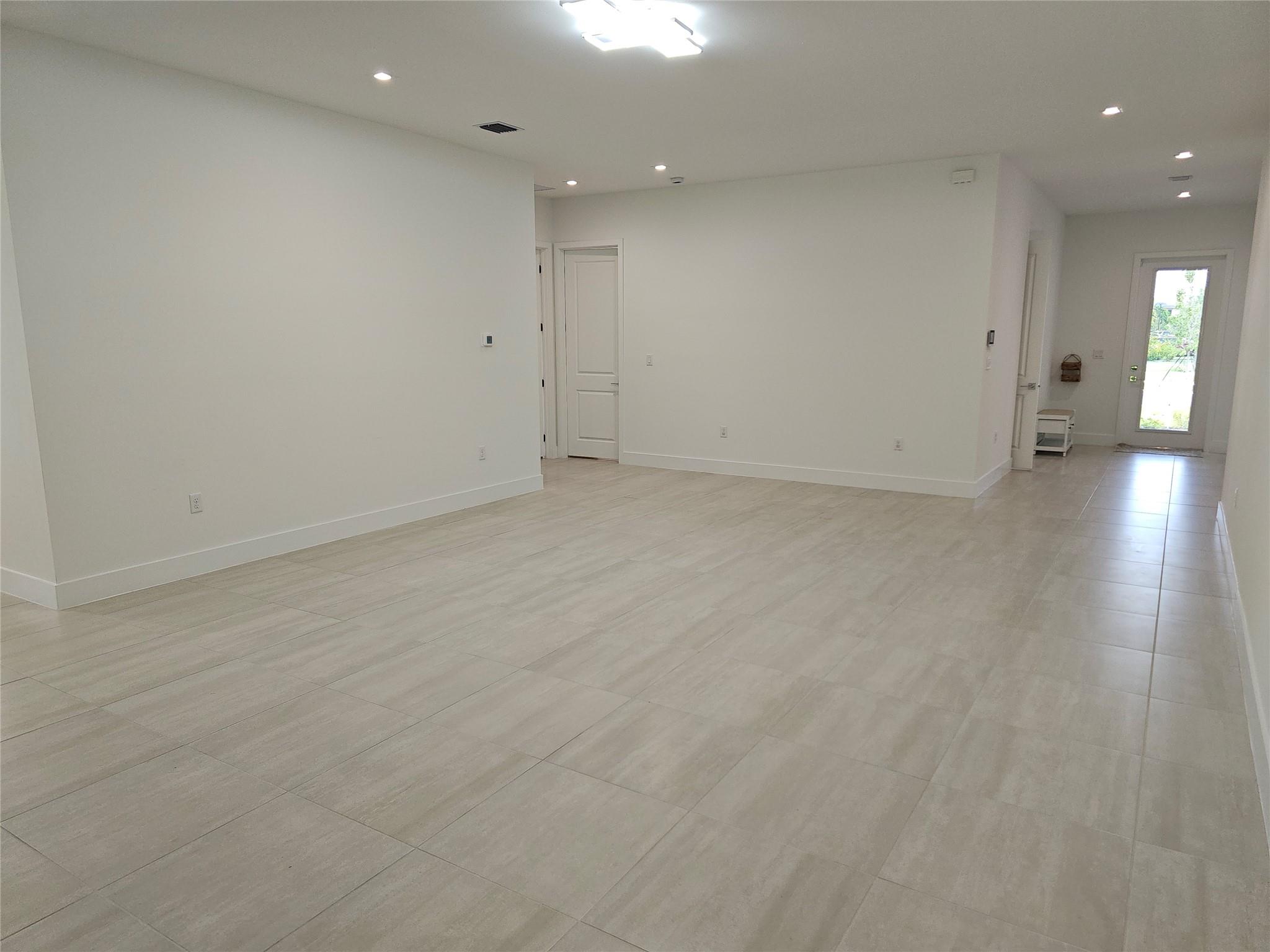 Kingfisher Reserve 183-56 - Residential Lease