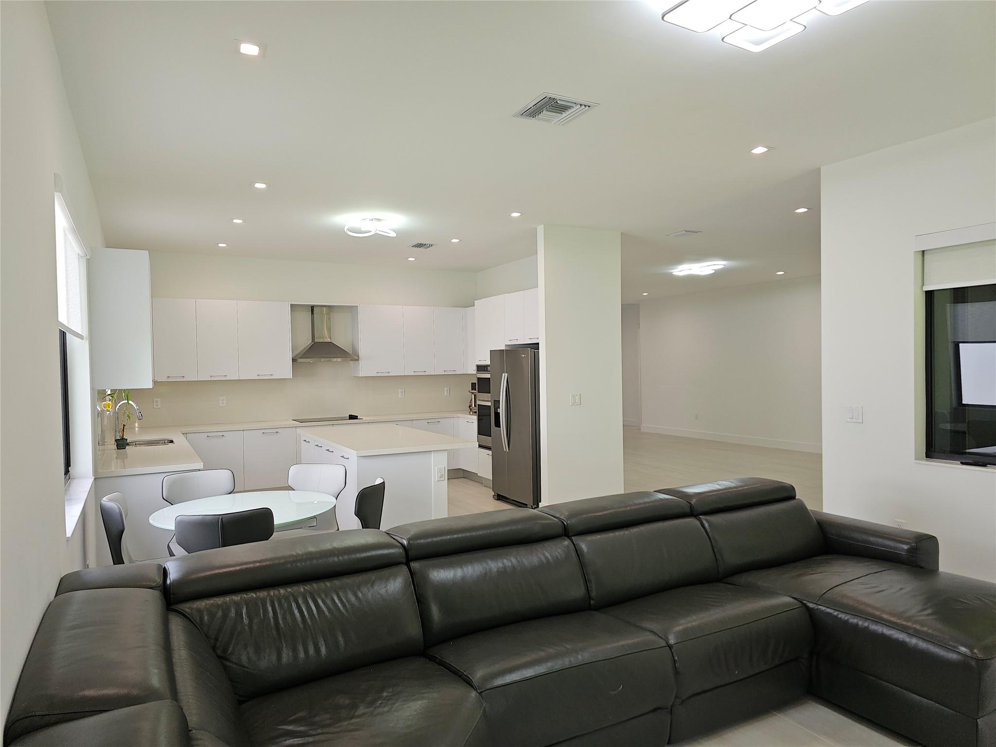 Kingfisher Reserve 183-56 - Residential Lease