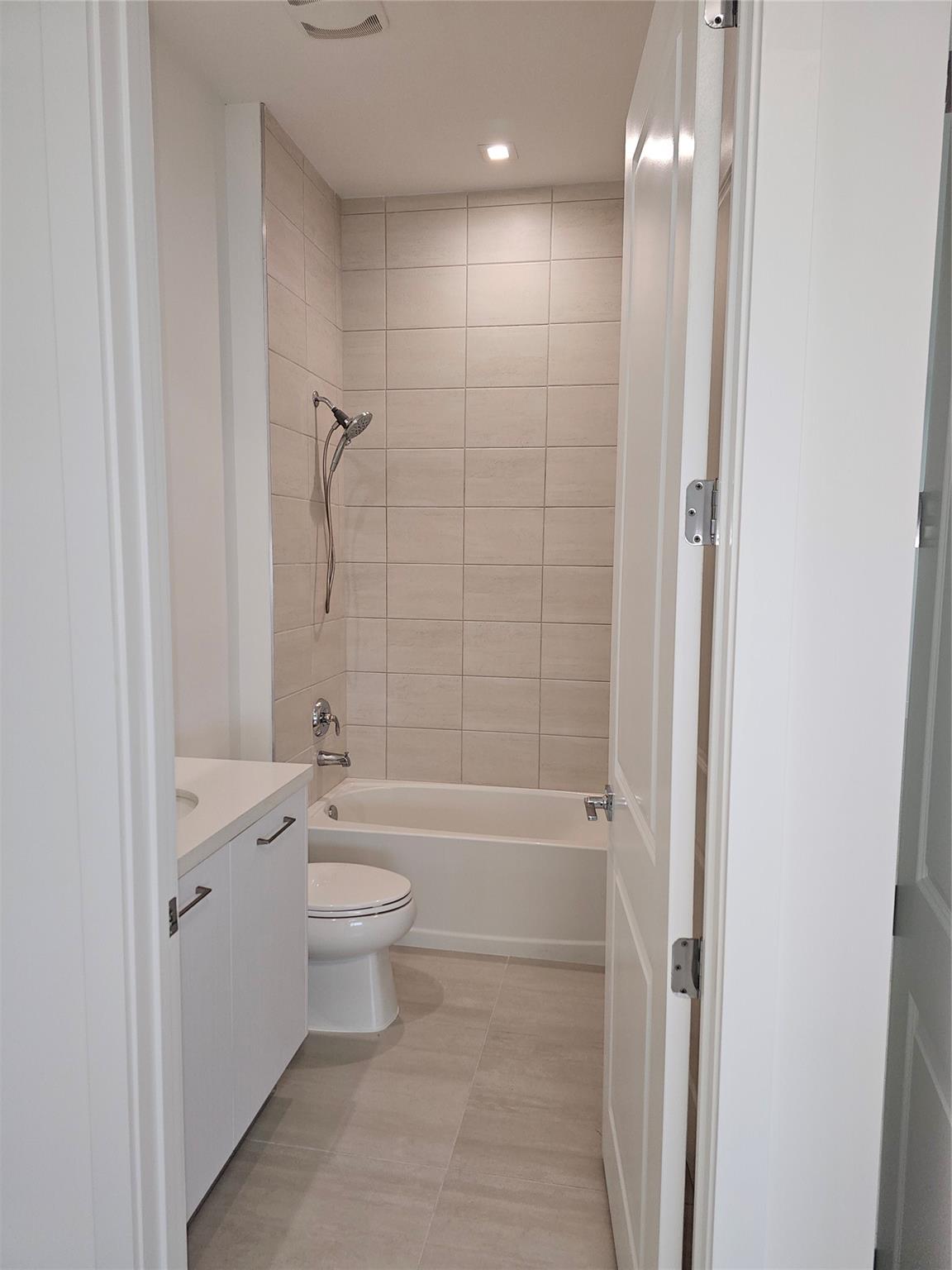 Kingfisher Reserve 183-56 - Residential Lease