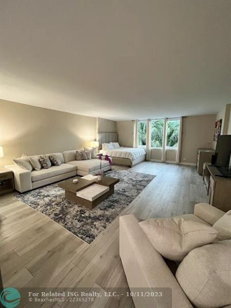 Roney Palace Condo - Residential