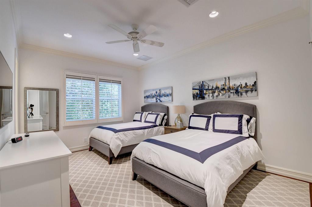 ST ANDREWS COUNTRY CLUB - Residential