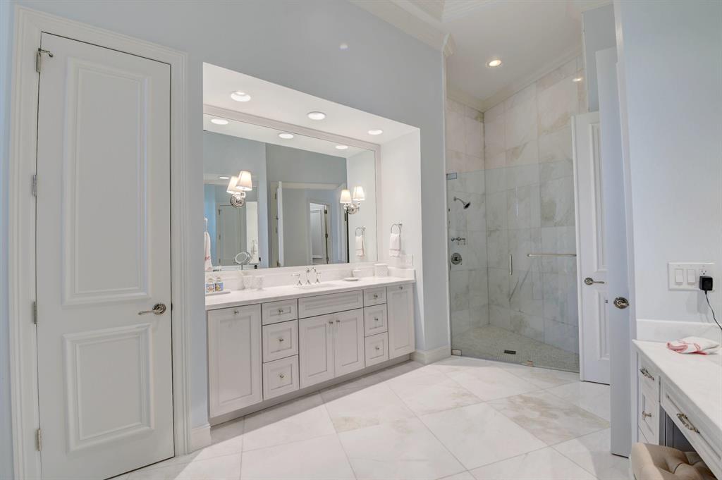 ST ANDREWS COUNTRY CLUB - Residential