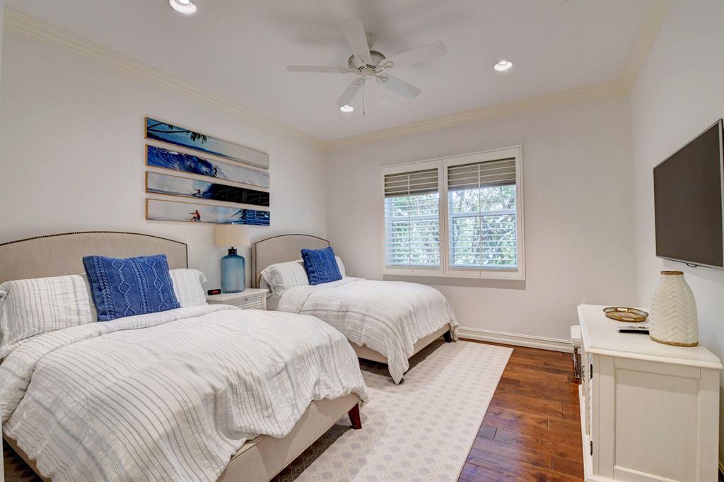 ST ANDREWS COUNTRY CLUB - Residential