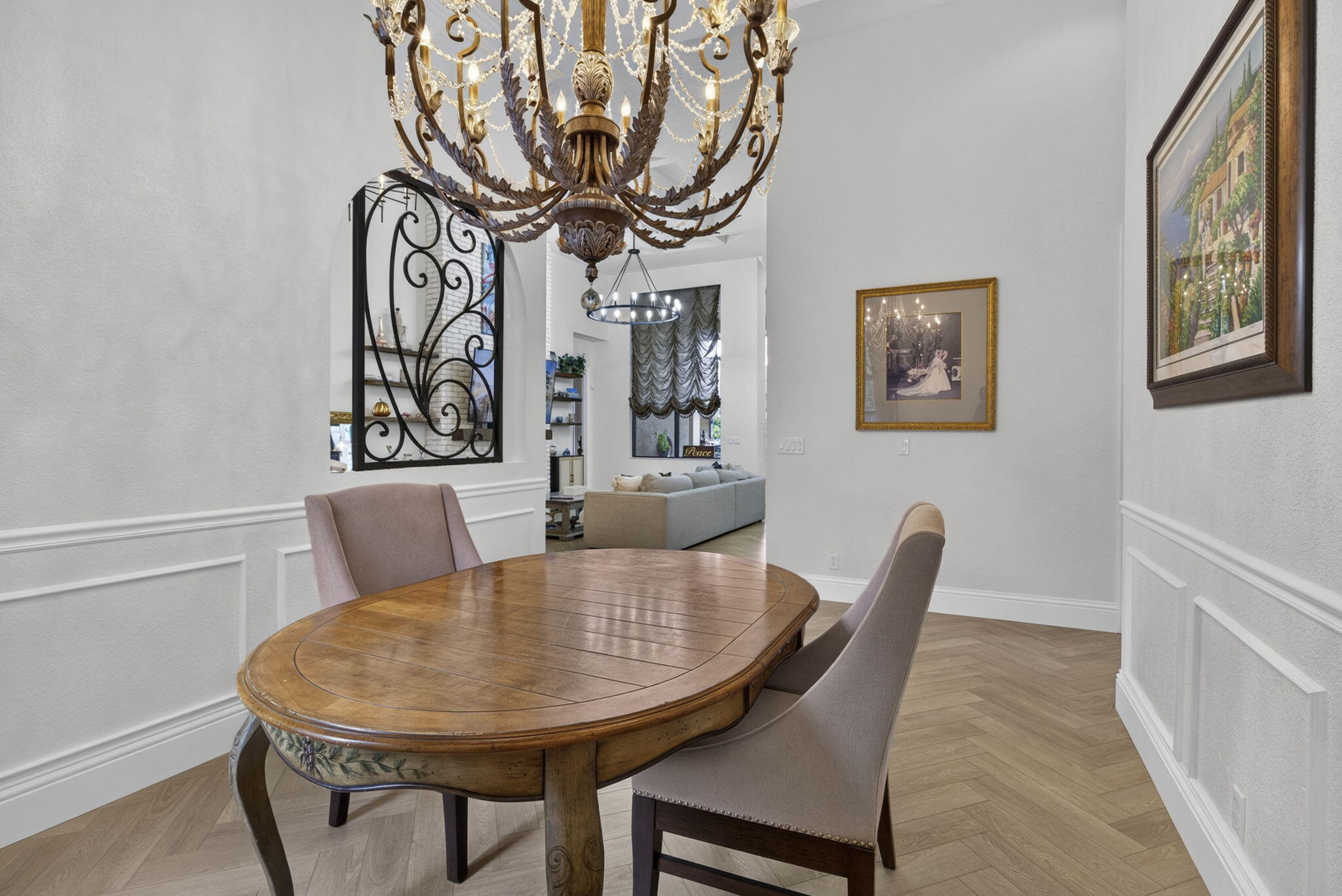 Properties 10336 Trianon Place