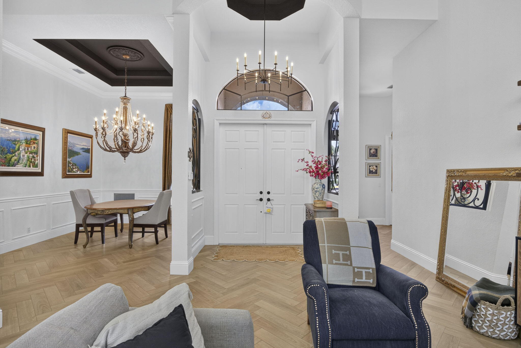 Properties 10336 Trianon Place