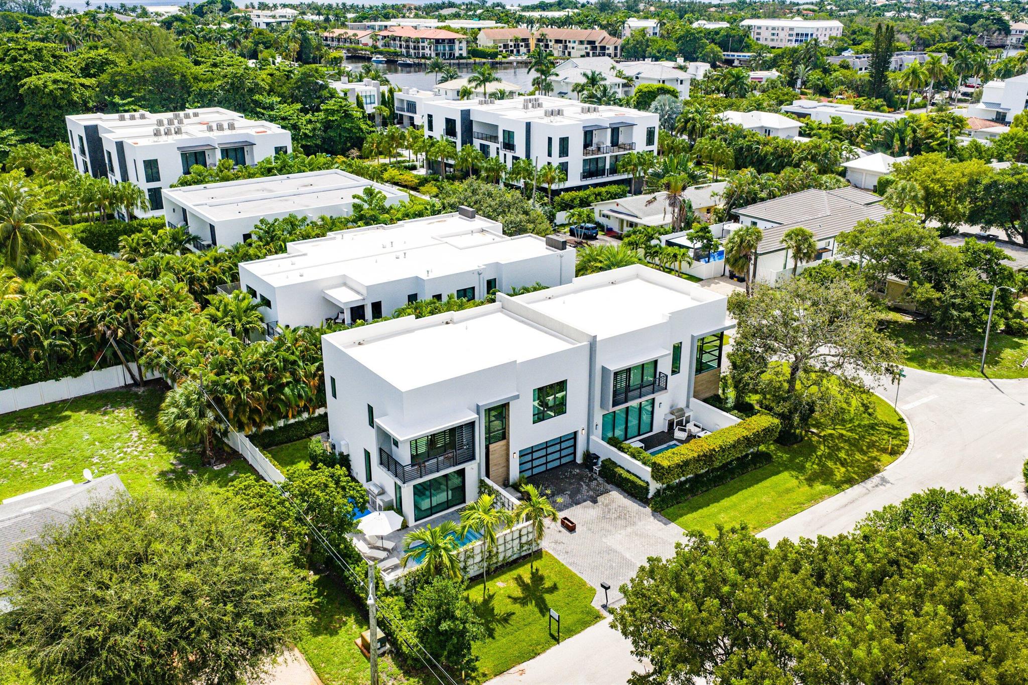 KENMONT FIRST ADD - Residential