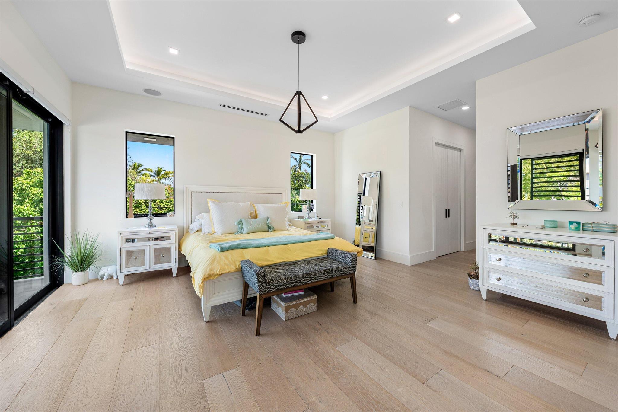 KENMONT FIRST ADD - Residential