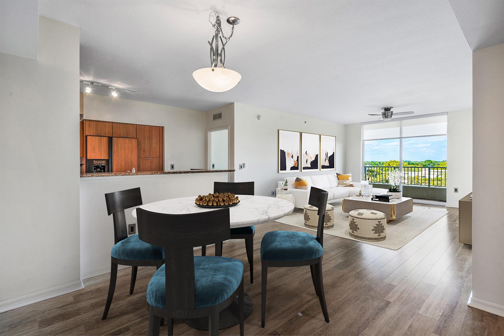 700 E Boynton Beach Boulevard 711