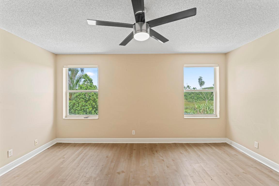 SILVER LAKES PHASE III - Residential